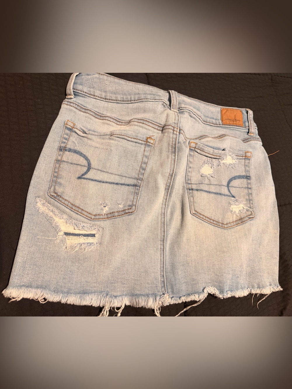 American Eagle Outfitters Light Blue Distressed Denim Jeans